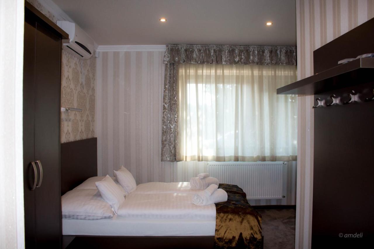 Control Motel Jaszbereny Luaran gambar