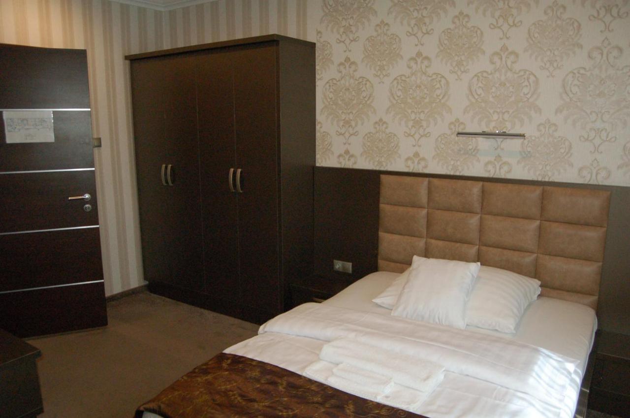 Control Motel Jaszbereny Luaran gambar